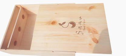 Cassetta in legno di pino con coperchio scorrevole